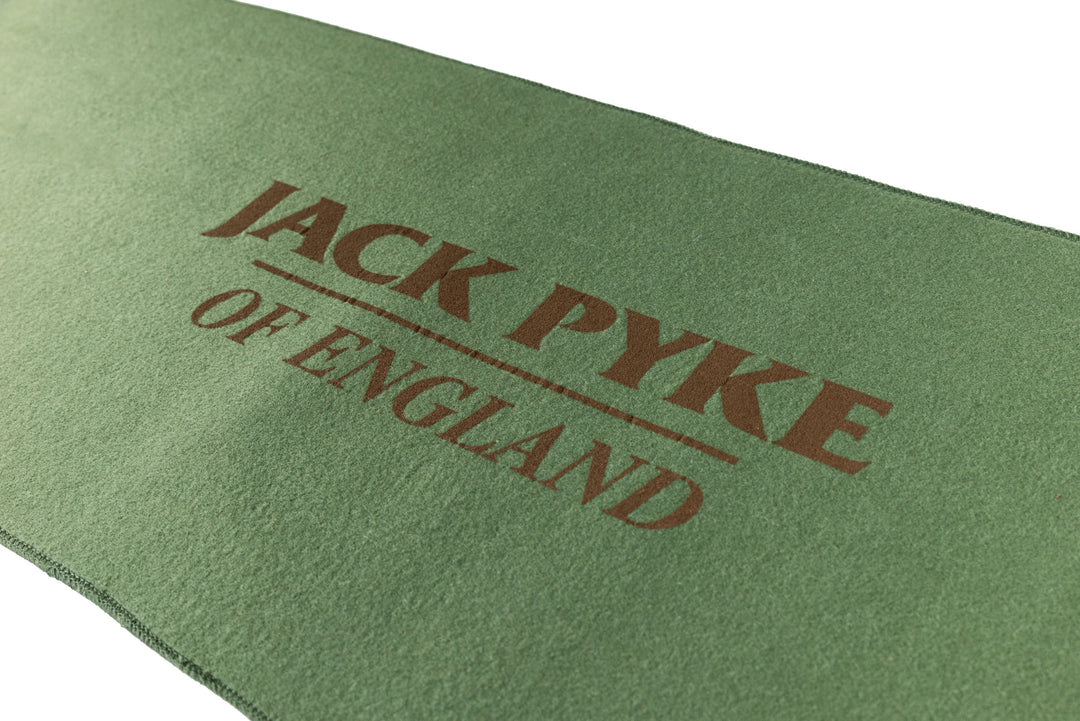 JACK PYKE Rubber Backed Gun Cleaning Mat, Soft Protective Cleaning Area, 90cm x 30cm, Durable & Easy Storage
